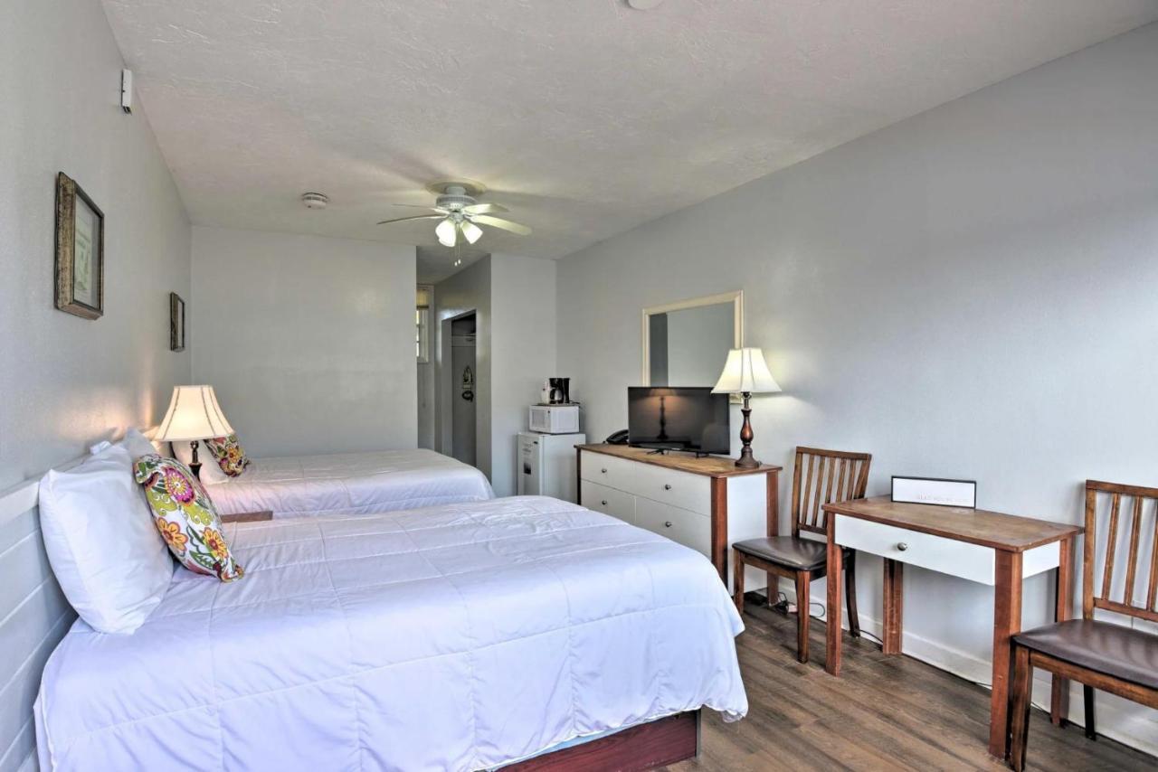 Coastal Waters 108-109- 2 Bedroom 2 Bath Pool Side Condo! New Smyrna Beach Exteriér fotografie